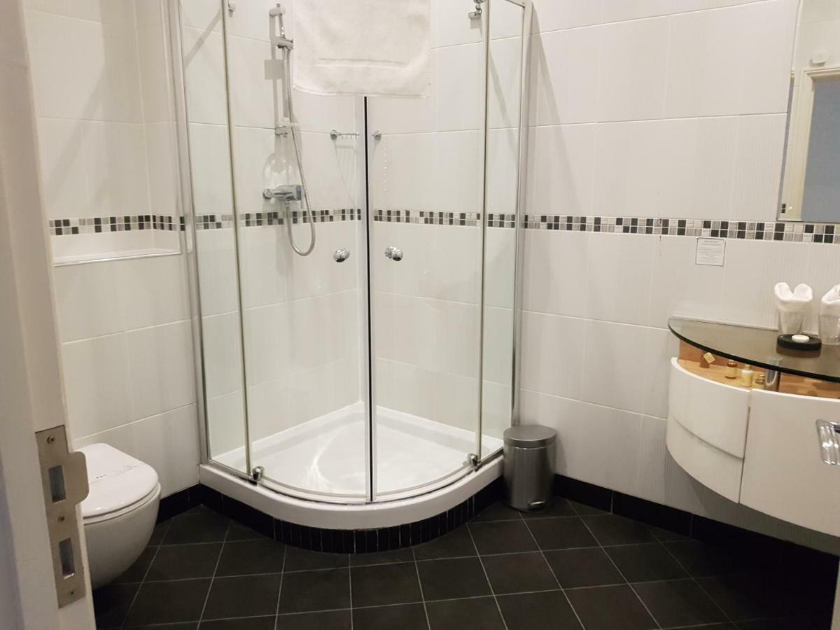St Giles House Hotel